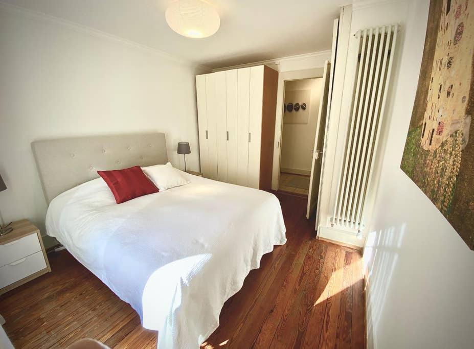 Your Bright Charming Cocoon Between Lake And City Lausanne Exterior photo