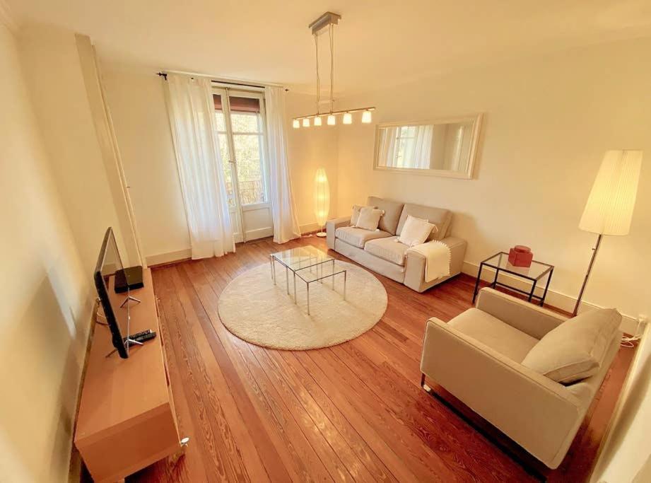 Your Bright Charming Cocoon Between Lake And City Lausanne Exterior photo